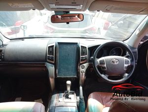 2014 Toyota Land Cruiser