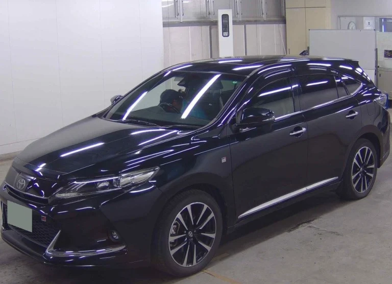 Toyota HARRIER GR SPORT (2019)