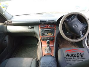 2004 Mercedes Benz C200