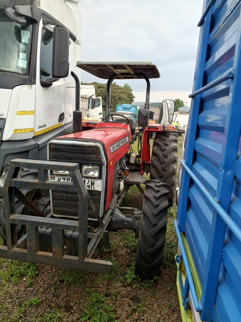 2022 Massey Ferguson 268 Xtra